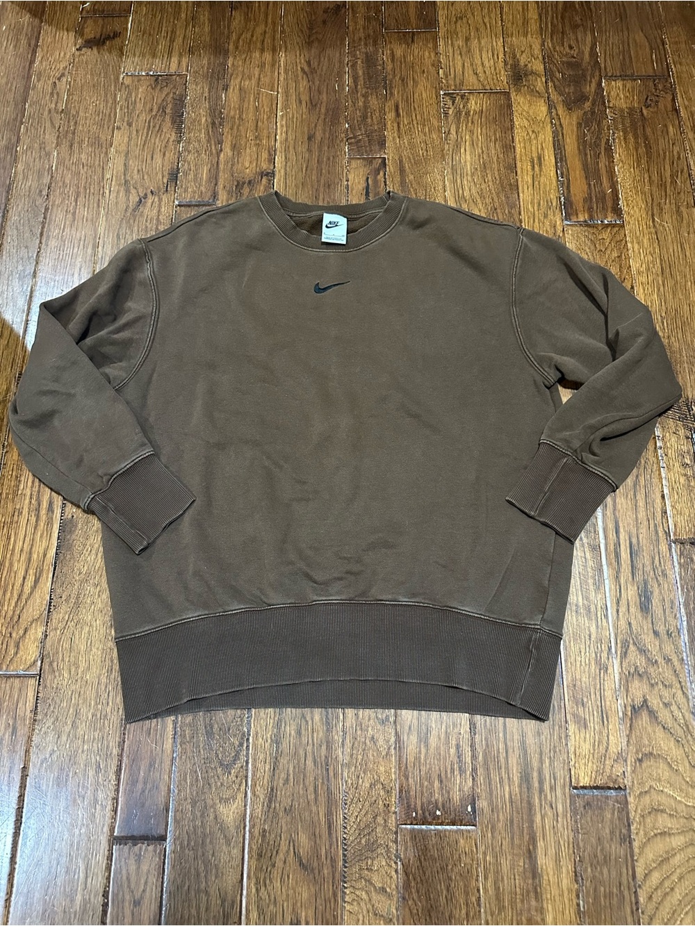 Nike Men's Small Brown Crewneck Sweatshirt with Black Logo Embroidery
